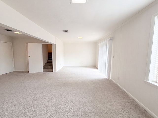 6924 Highland Park Dr, Nashville, TN 37205