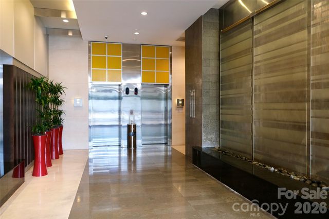 333 W Trade Street 1210, Charlotte, NC 28202