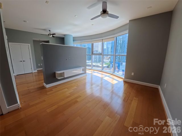 333 W Trade Street 1210, Charlotte, NC 28202