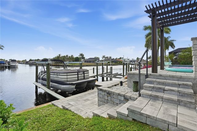 2728 SW 25th ST, Cape Coral, FL 33914