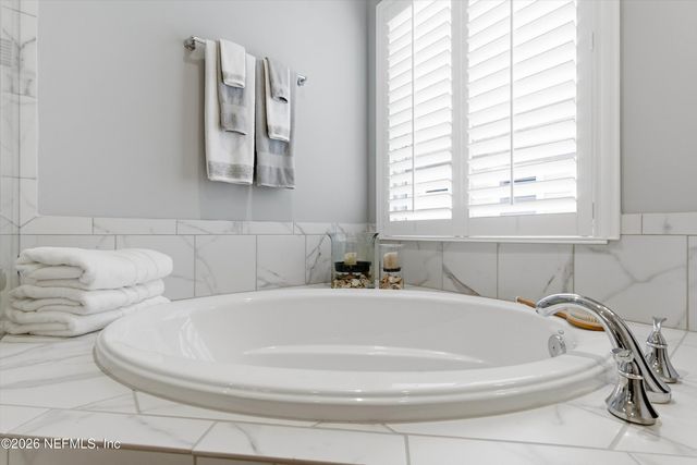 82 SUGAR SAND Lane, St. Johns, FL 32259