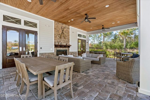 82 SUGAR SAND Lane, St. Johns, FL 32259