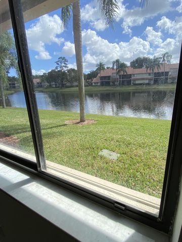 5621 Coach House Circle D, Boca Raton, FL 33486