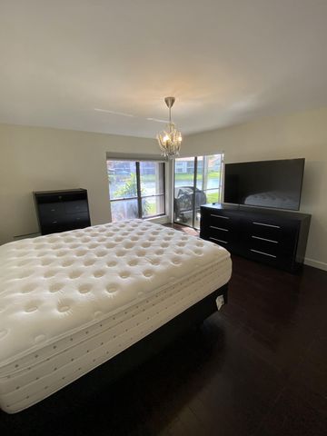 5621 Coach House Circle D, Boca Raton, FL 33486