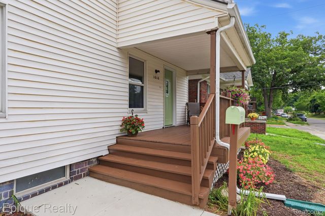 1010 Pearson Street, Ferndale, MI 48220