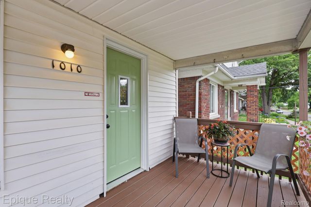 1010 Pearson Street, Ferndale, MI 48220
