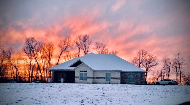 349 County Road 8491, Green Forest, AR 72638