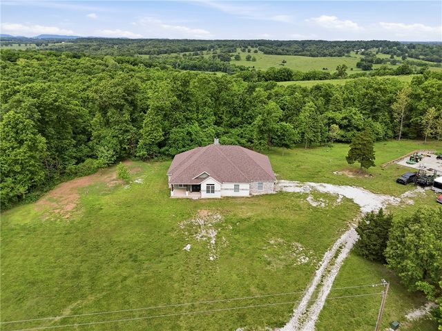 349 County Road 8491, Green Forest, AR 72638