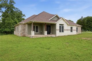 349 County Road 8491, Green Forest, AR 72638