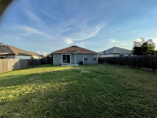 2911 Donnell DR, Round Rock, TX 78664