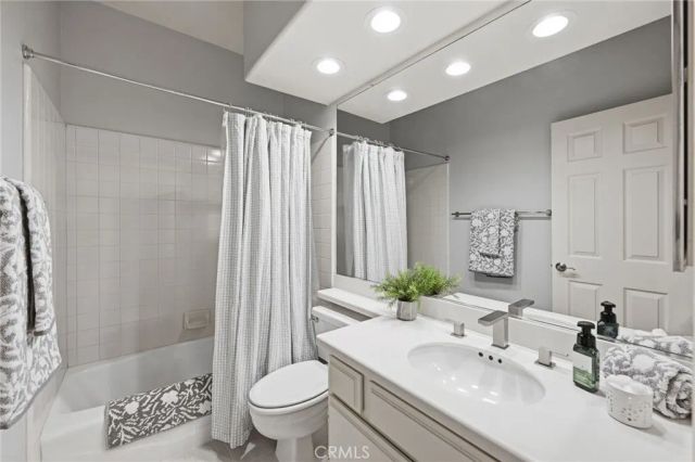 10 Toulon, Laguna Niguel, CA 92677