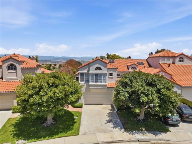 10 Toulon, Laguna Niguel, CA 92677