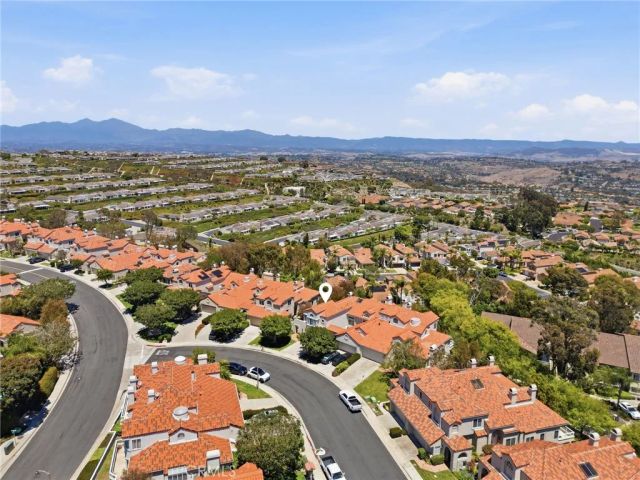 10 Toulon, Laguna Niguel, CA 92677