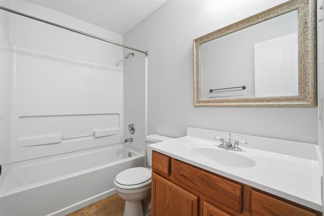 1549 Nichole Woods Drive, Houston, TX 77047