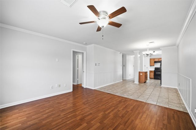1549 Nichole Woods Drive, Houston, TX 77047