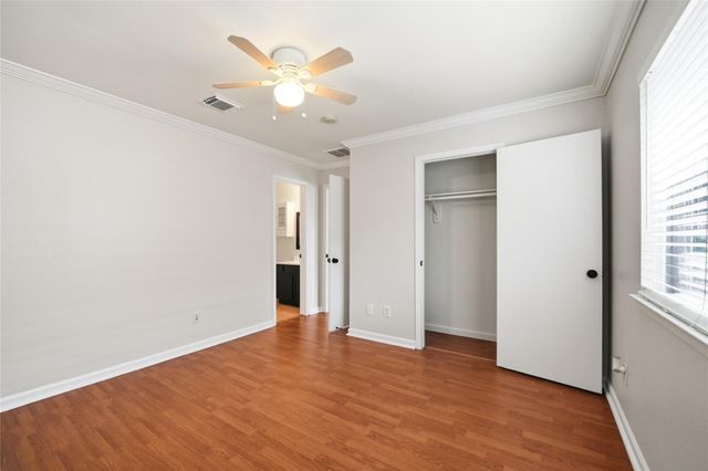1549 Nichole Woods Drive, Houston, TX 77047