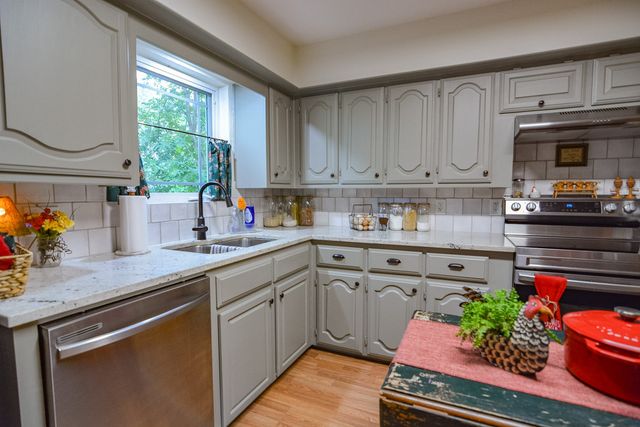 529 Lee Street, Cedar Hill, TX 75104