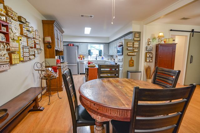 529 Lee Street, Cedar Hill, TX 75104