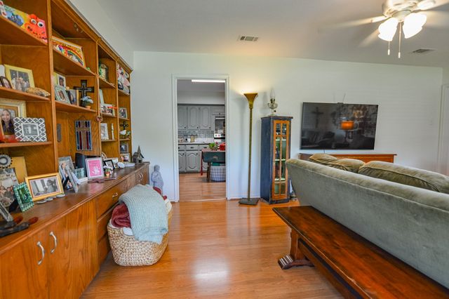 529 Lee Street, Cedar Hill, TX 75104