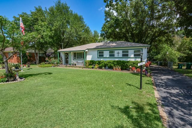 529 Lee Street, Cedar Hill, TX 75104