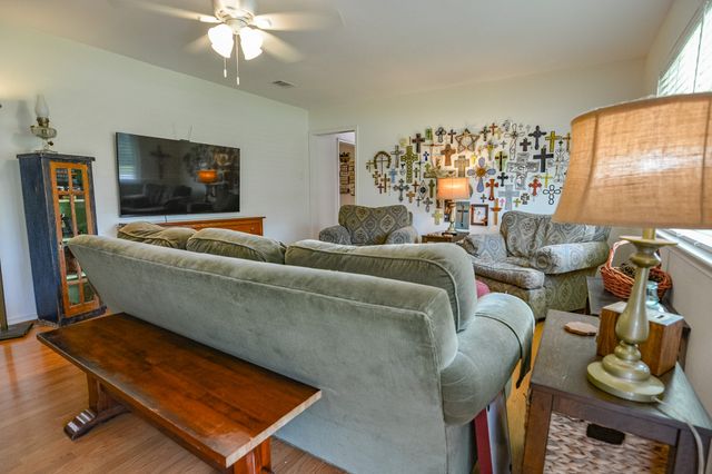 529 Lee Street, Cedar Hill, TX 75104