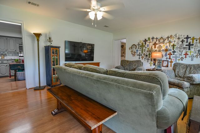 529 Lee Street, Cedar Hill, TX 75104