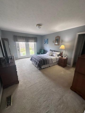 4530 Ironworks Road, Winchester, KY 40391