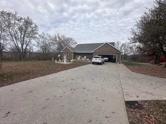 4530 Ironworks Road, Winchester, KY 40391