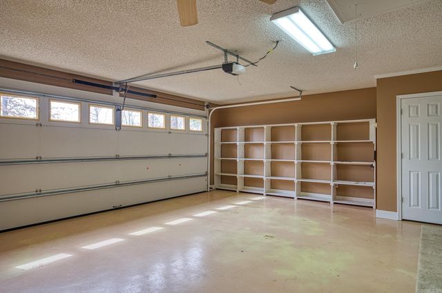 1 Magellan Circle, Hot Springs Village, AR 71909