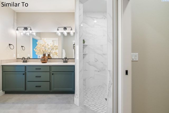 996 Miraflores Ave., West Richland, WA 99353