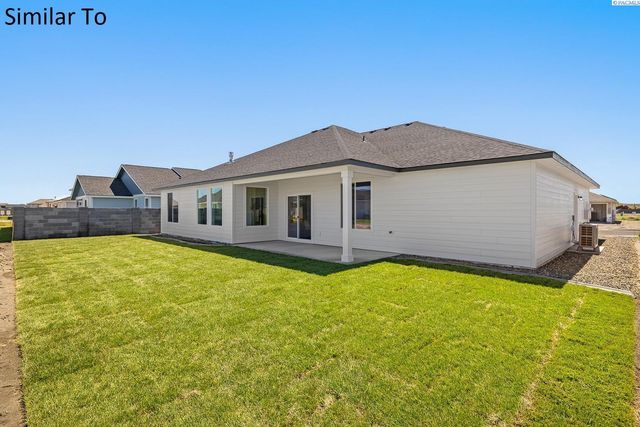 996 Miraflores Ave., West Richland, WA 99353