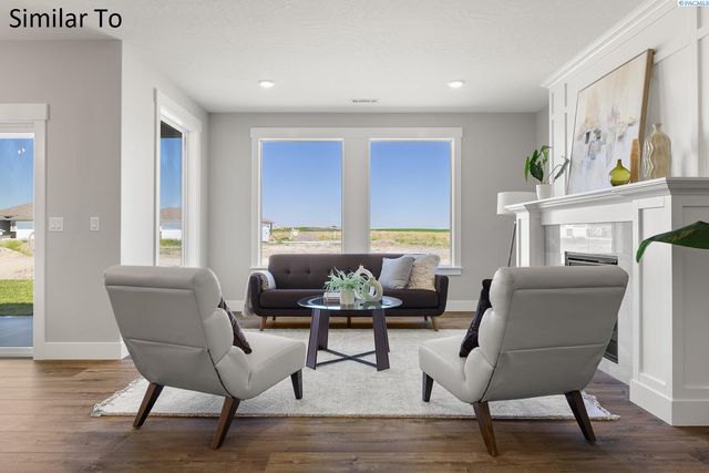 996 Miraflores Ave., West Richland, WA 99353