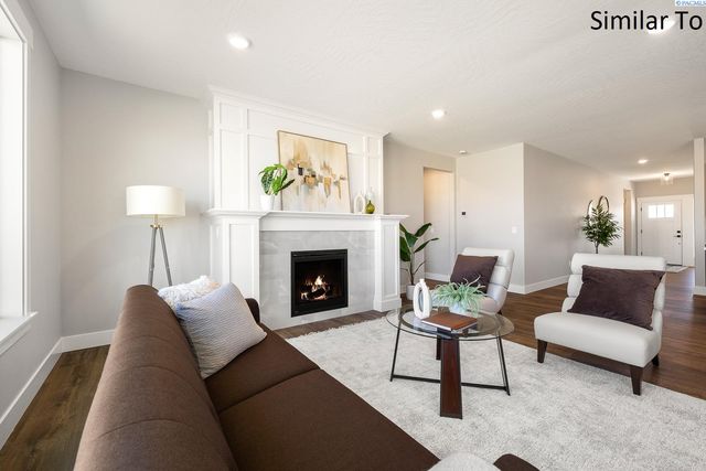 996 Miraflores Ave., West Richland, WA 99353