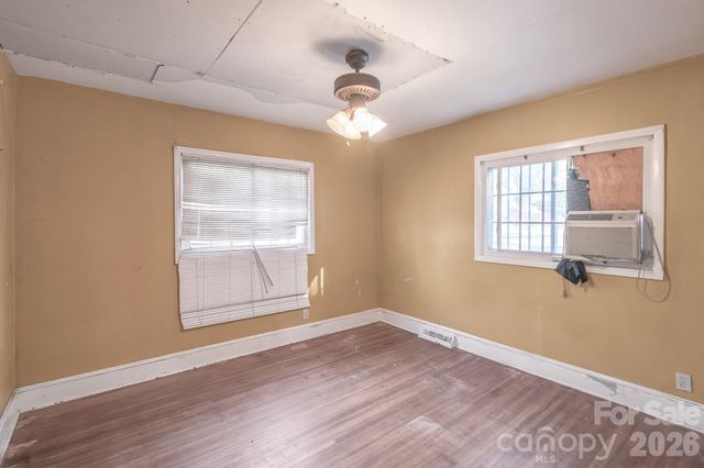 4430 W Tyvola Road, Charlotte, NC 28208