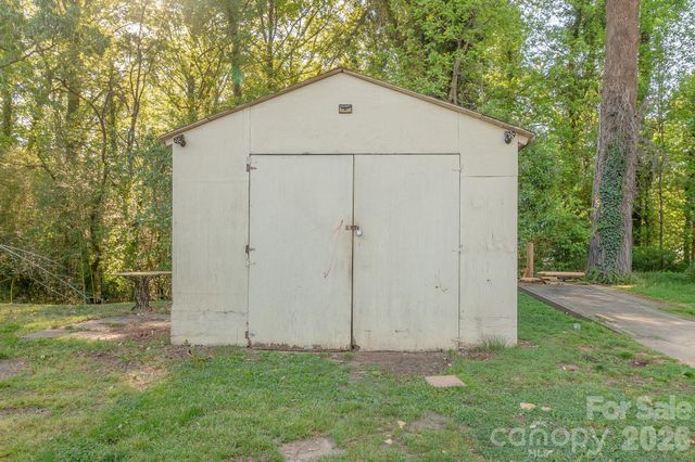 4430 W Tyvola Road, Charlotte, NC 28208