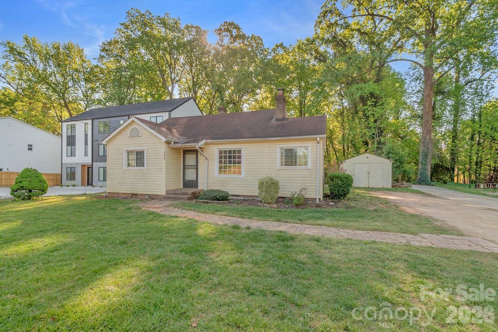 4430 W Tyvola Road, Charlotte, NC 28208