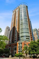 415 E North Water Street 2203, Chicago, IL 60611