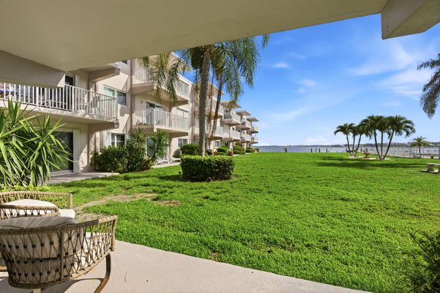 311 E Ocean Avenue 104, Lantana, FL 33462