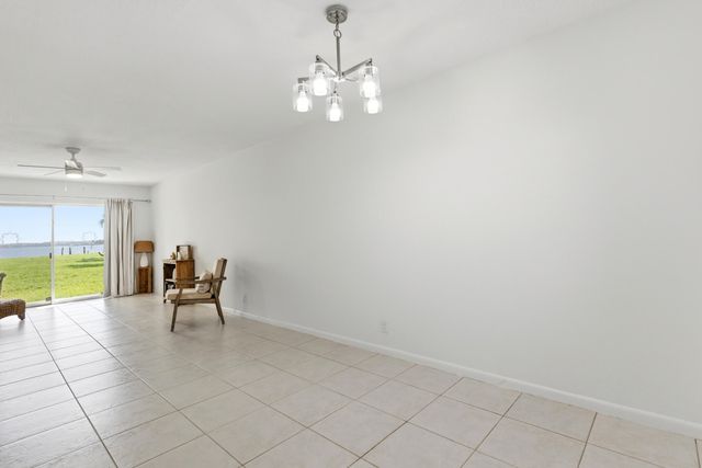 311 E Ocean Avenue 104, Lantana, FL 33462
