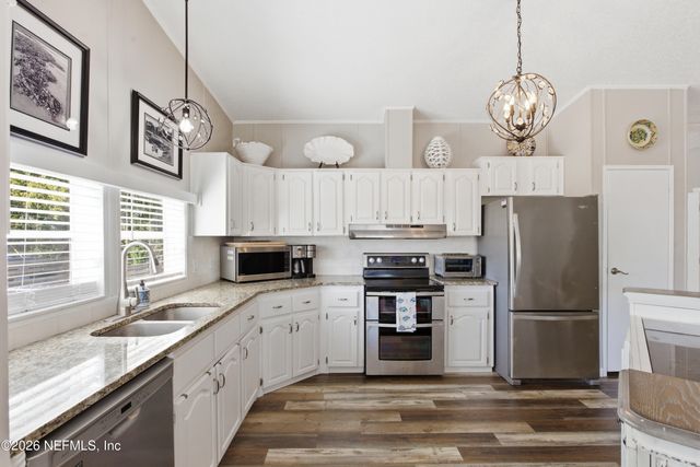 128 JILL Lane, Satsuma, FL 32189