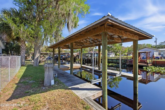 128 JILL Lane, Satsuma, FL 32189