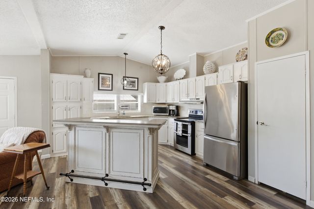 128 JILL Lane, Satsuma, FL 32189