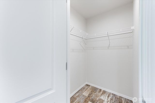 101 Sir Lancelot Drive, Castle Rock, WA 98611