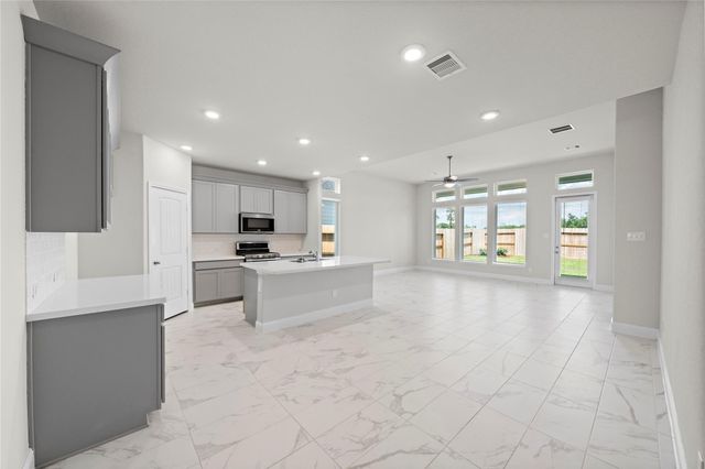 1718 Forest Mist Drive, Houston, TX 77459