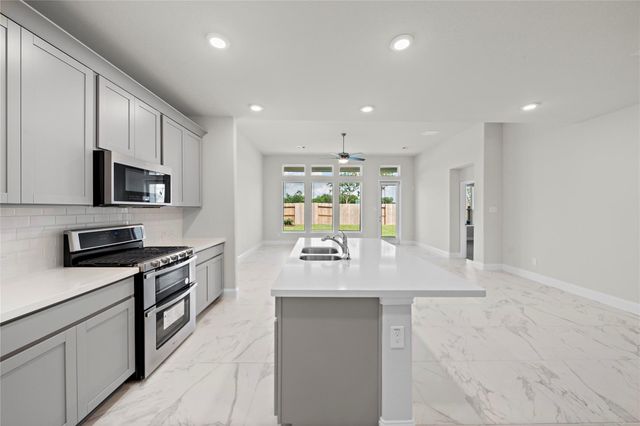 1718 Forest Mist Drive, Houston, TX 77459