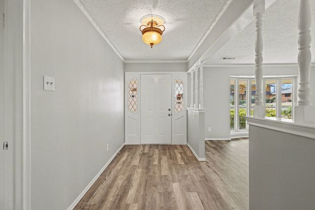 531 Brook Valley Lane, Dallas, TX 75232