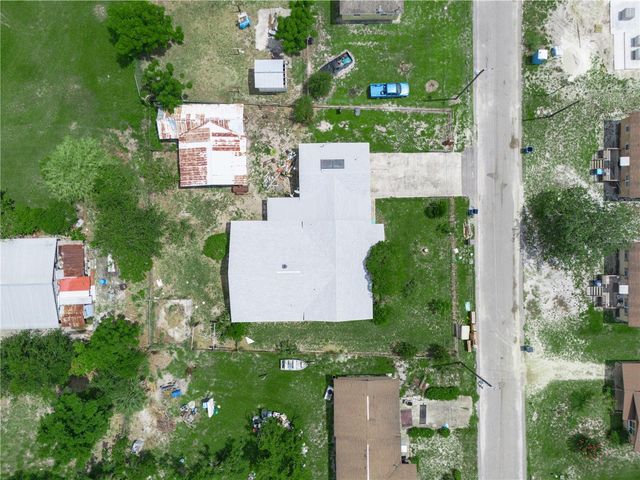 715 S SEMINOLE AVENUE, Fort Meade, FL 33841