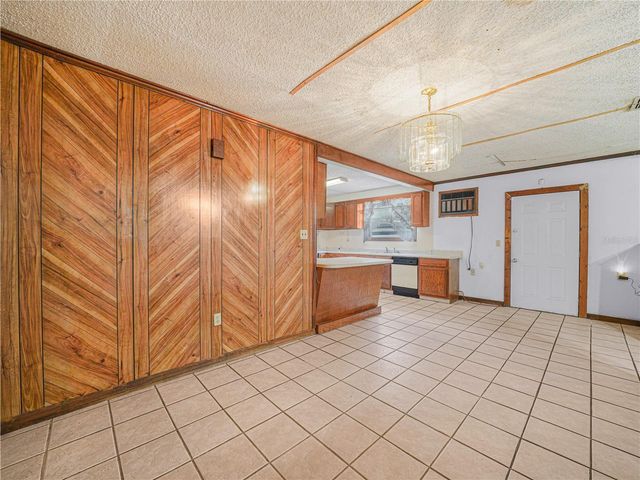 715 S SEMINOLE AVENUE, Fort Meade, FL 33841