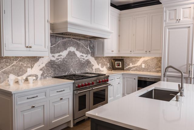 110 Woodmont Blvd N304, Nashville, TN 37205