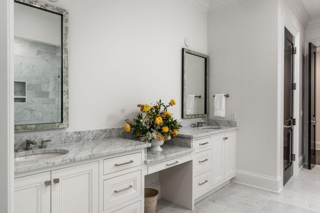 110 Woodmont Blvd N304, Nashville, TN 37205